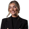 Senwan_Small_Headshots_Chloe_V1